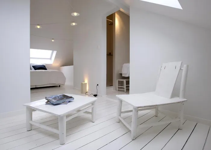 La Maison Haute Guesthouse Bruxelles